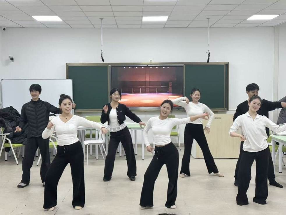 6004c90728ff76ec3b03219b199db2f3